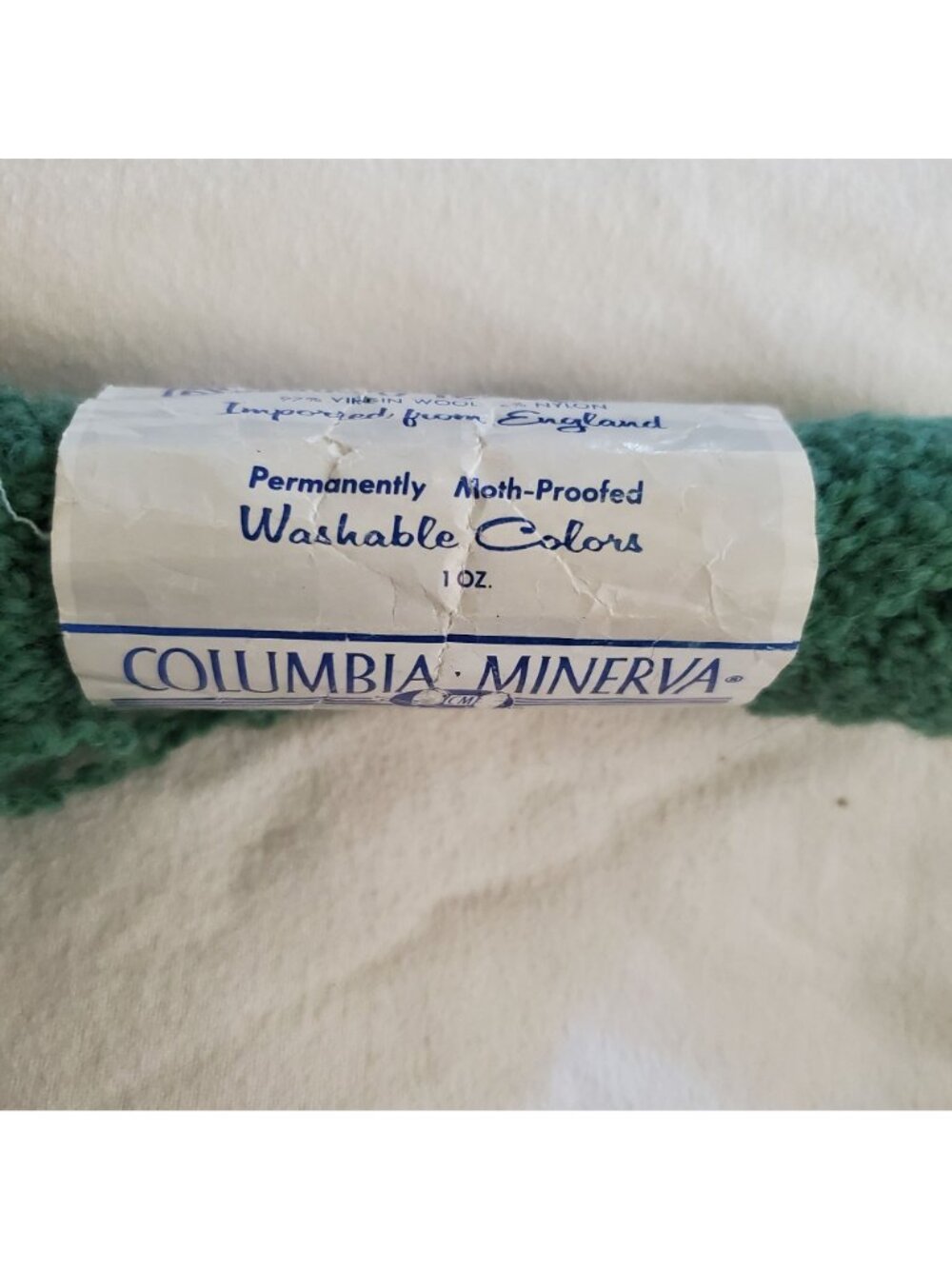 Columbia Minerva Bulky Boucle Yarn 1556 Live Mint Virgin Wool Nylon - Picture 10 of 10